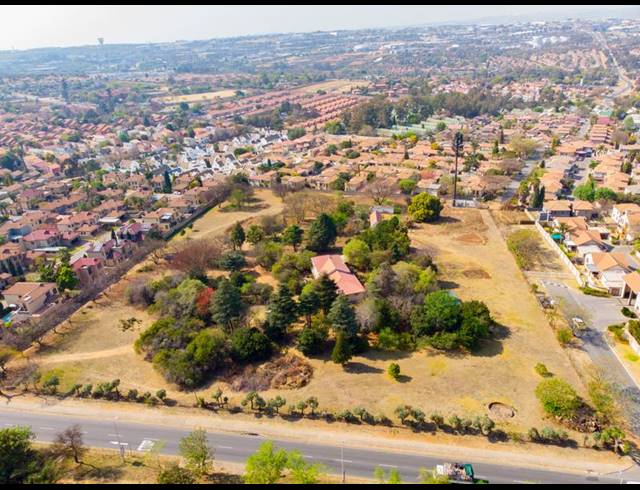 LAND FOR SALE IN VORNA VALLEY